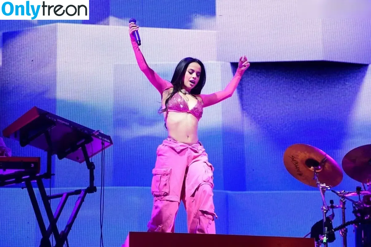 Becky G nude photo #1086 (Reggaeton singer / iambeckyg / missbeckyfeet)