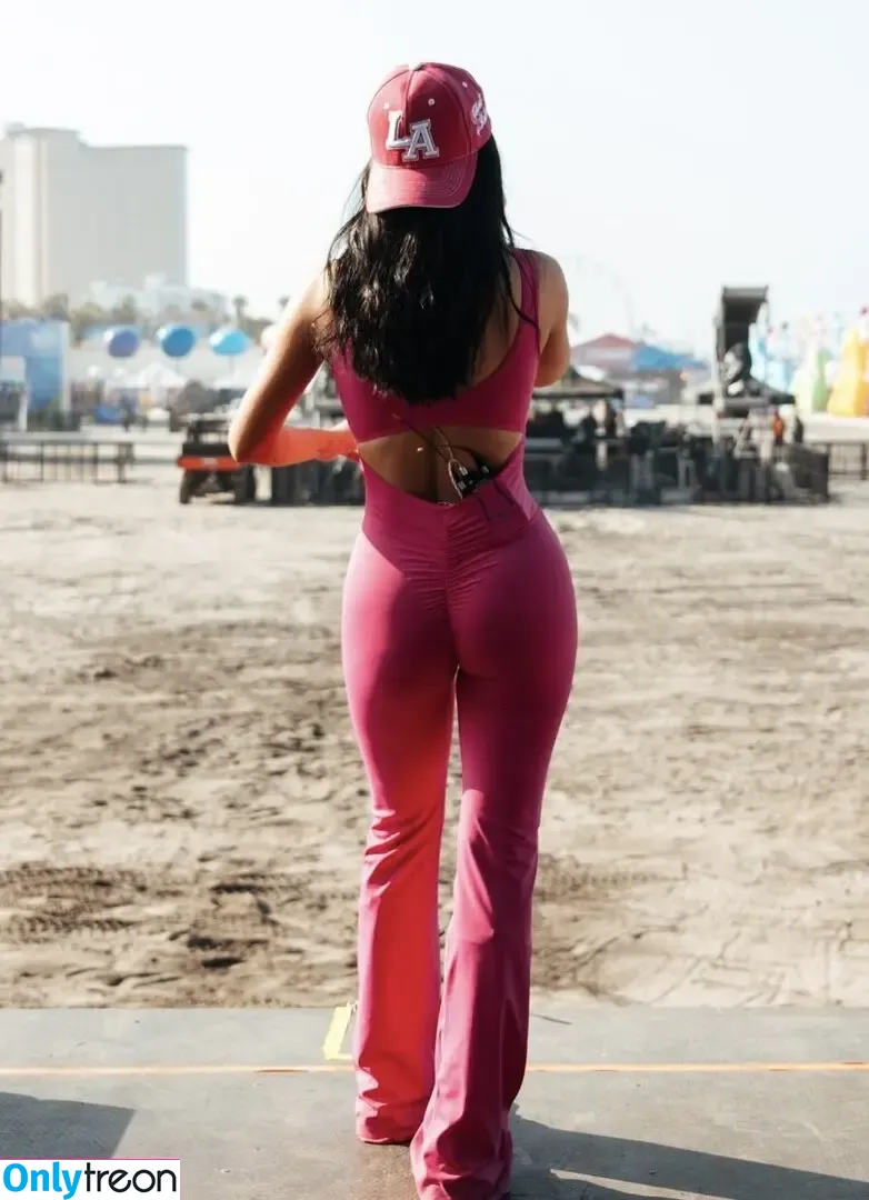 Becky G nude photo #1310 (Reggaeton singer / iambeckyg / missbeckyfeet)