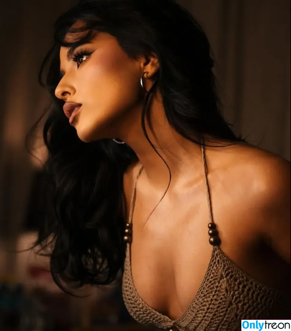 Becky G nude photo #1313 (Reggaeton singer / iambeckyg / missbeckyfeet)