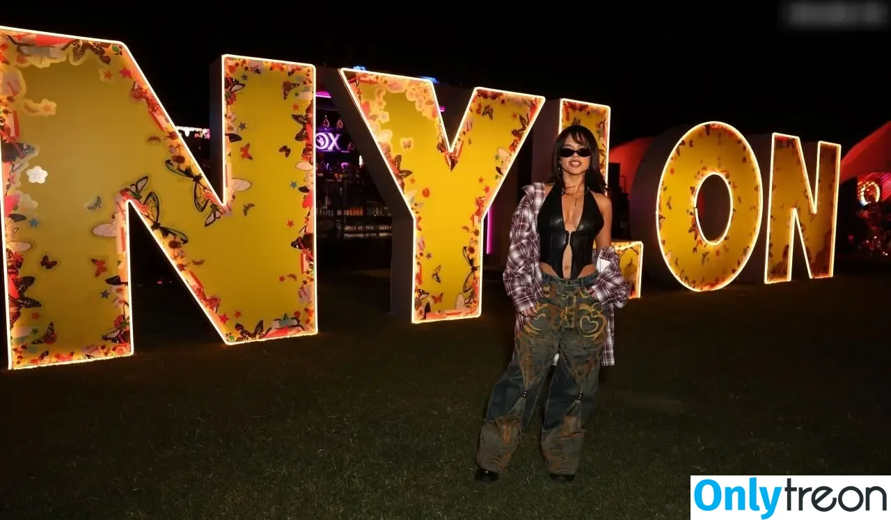 Becky G nude photo #1319 (Reggaeton singer / iambeckyg / missbeckyfeet)