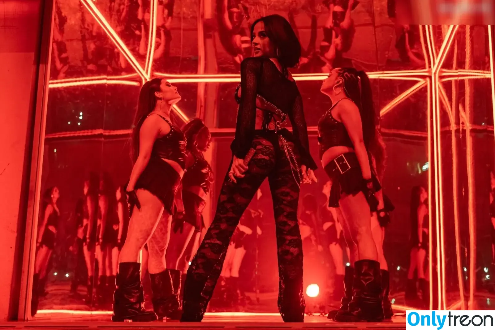 Becky G nude photo #1441 (Reggaeton singer / iambeckyg / missbeckyfeet)