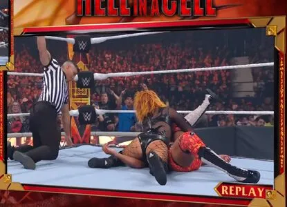 Becky Lynch / beckylynchwwe nude photo #0205