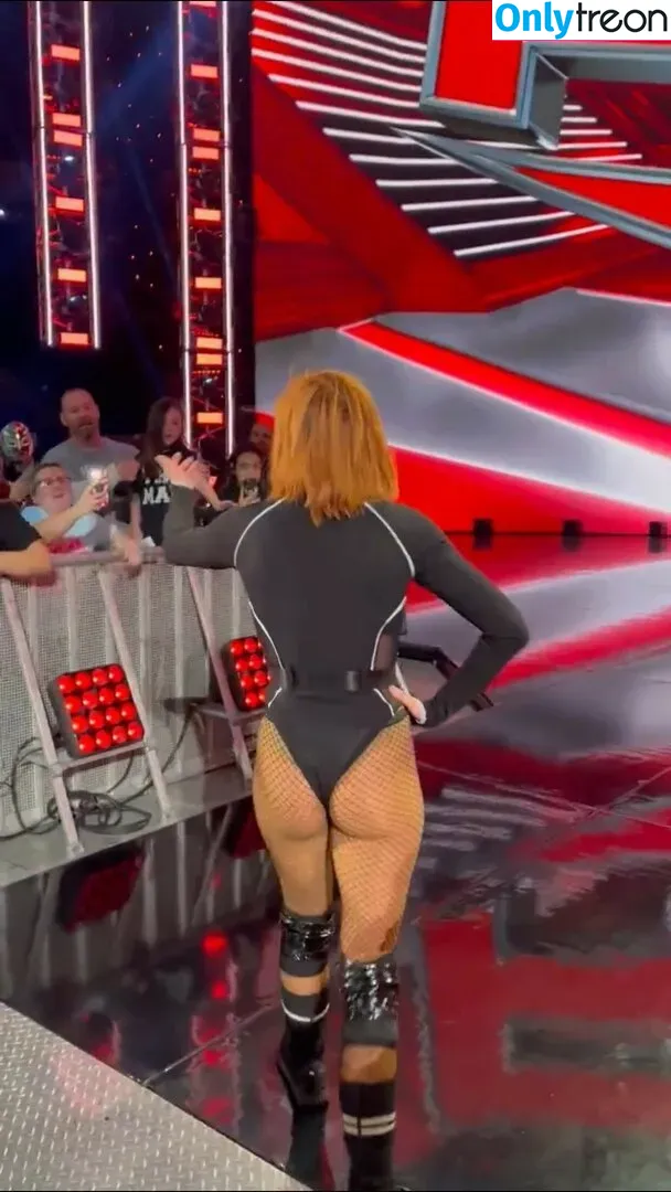 Becky Lynch nude photo #0162 (beckylynchwwe)