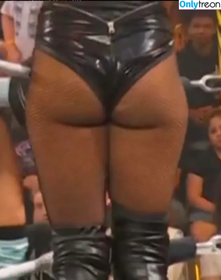 Becky Lynch nude photo #0418 (beckylynchwwe)