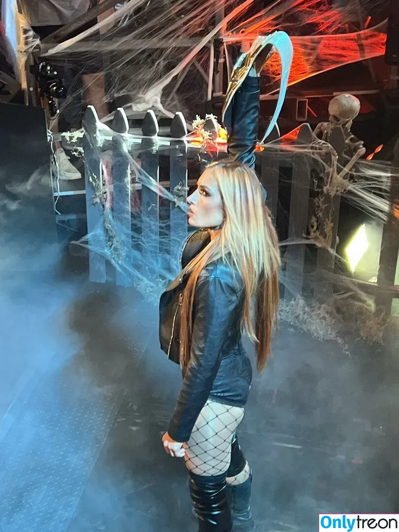 Becky Lynch nude photo #0495 (beckylynchwwe)
