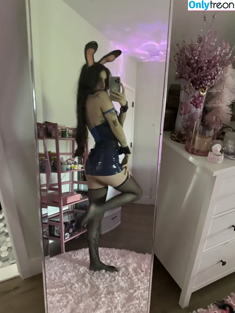 beebee nude photo #0707 (beebeeasmr)