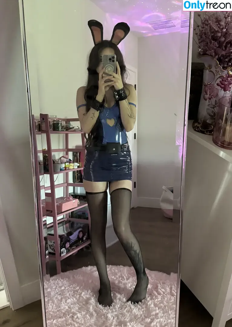 beebee nude photo #0720 (beebeeasmr)