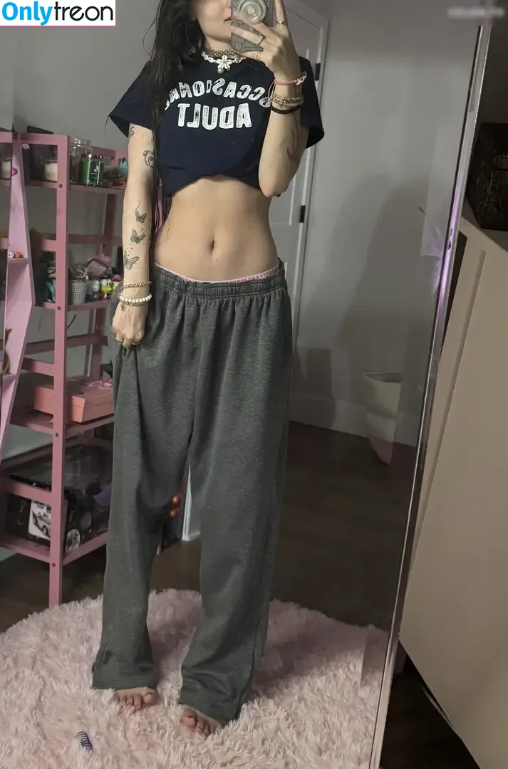 beebee nude photo #0726 (beebeeasmr)