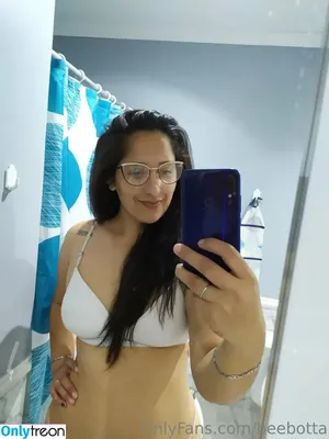 beebotta / bebo.tta nude photo #0017