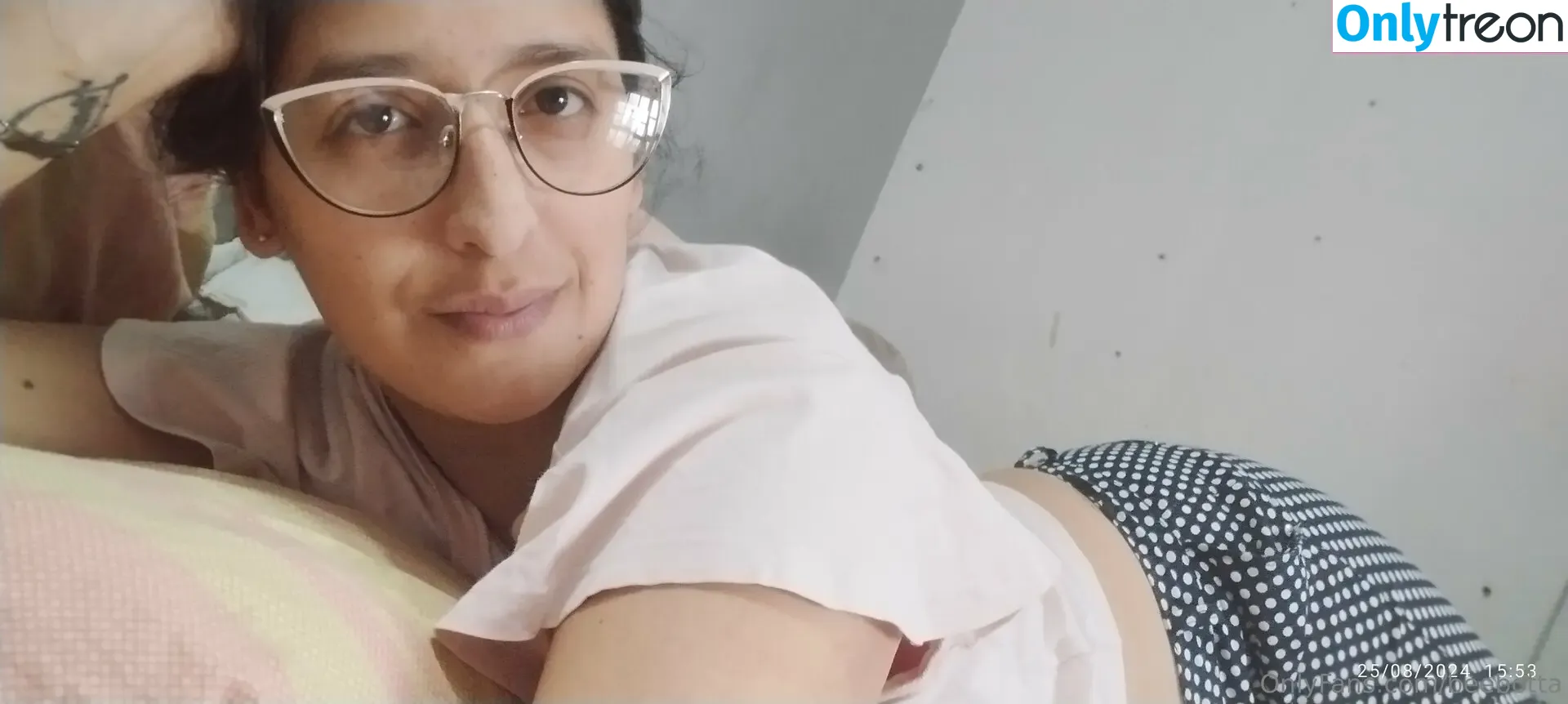 beebotta nude photo #0001 (bebo.tta)