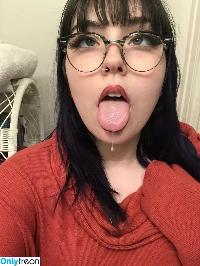 beelzebubswhore nude photo #0018 (beelzebubswhore)