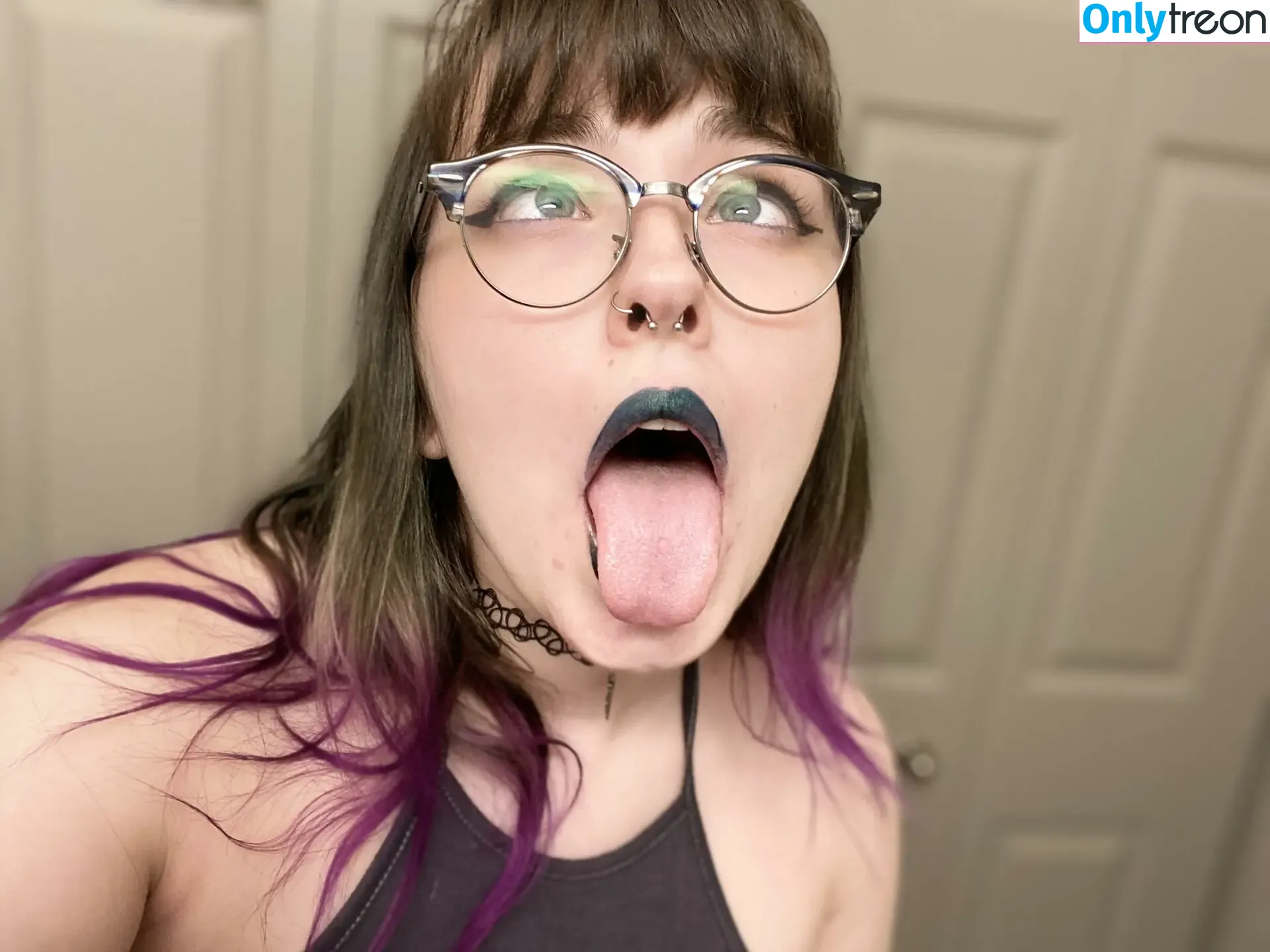 beelzebubswhore nude photo #0048 (beelzebubswhore)