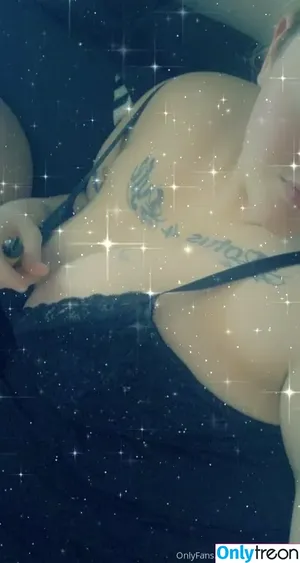 beenthatb1tch / beenthatb1tch.k nude photo #0014