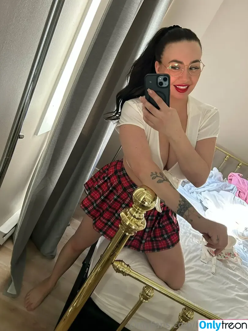 belikeamyb nude photo #0019 (belikeamyb)