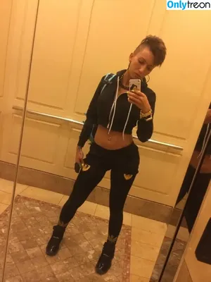 Bella Bellz / bellainkybellz / i_am_bellabellz / inkybellabellz nude photo #0033
