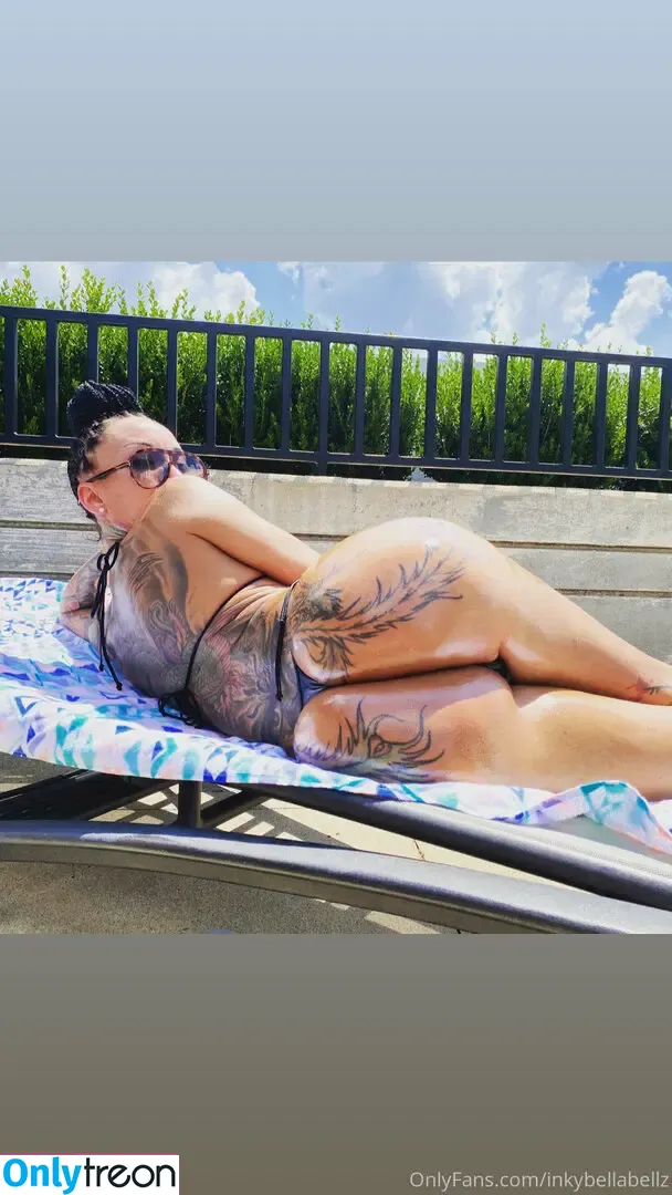 Bella Bellz nude photo #0024 (bellainkybellz / i_am_bellabellz / inkybellabellz)