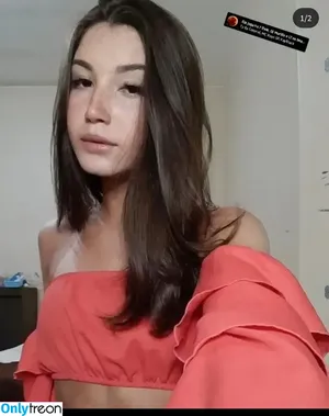 bella_ciin / itsbellaaa nude photo #0001
