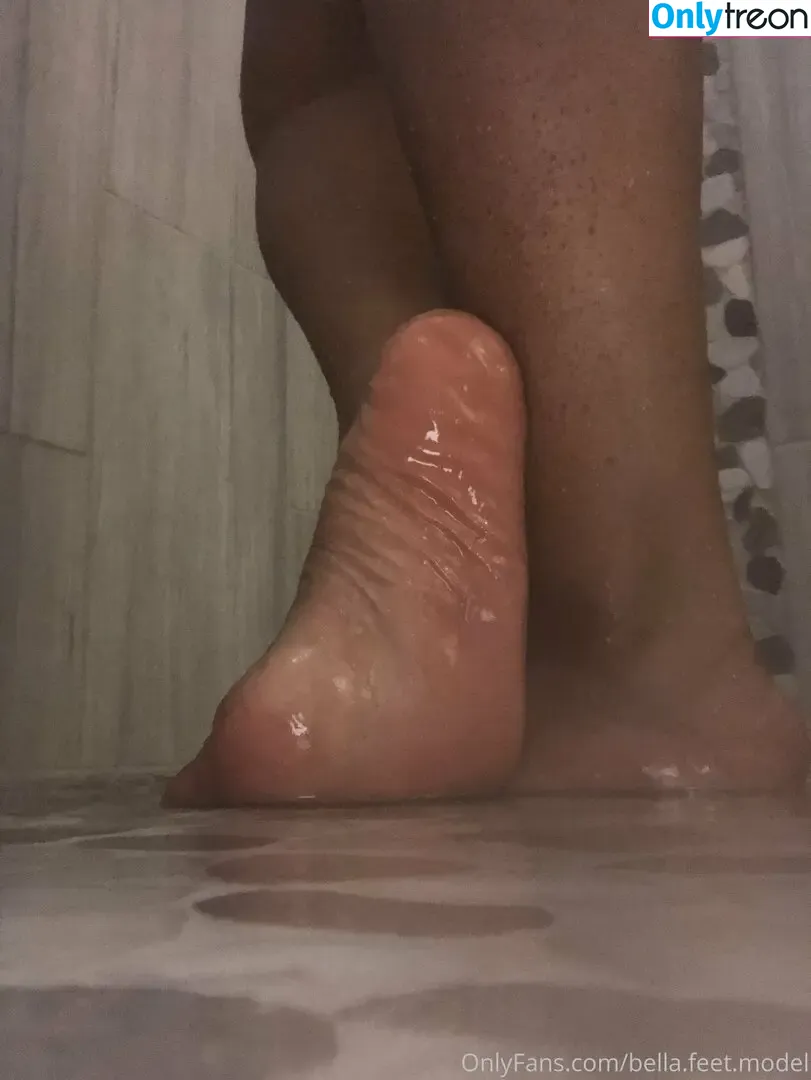 bella.feet.sweet nude photo #0037 (bella.feet.sweet)