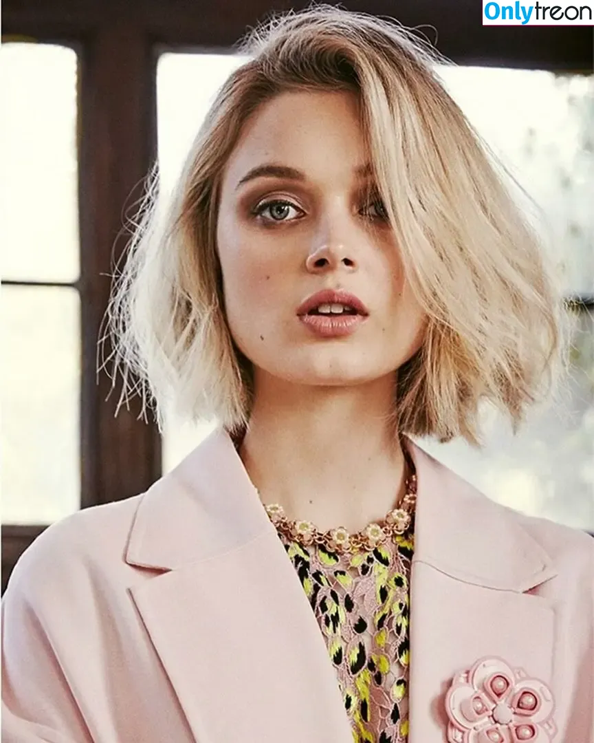 Bella Heathcote nude photo #0055 (bellaheathcote)