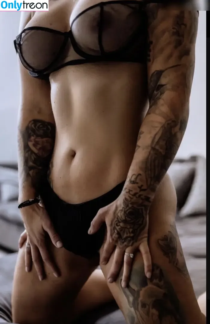 bella_vita88 nude photo #0055 (i.n.k.e.d_b.e.l.l.a / inked_bella88)