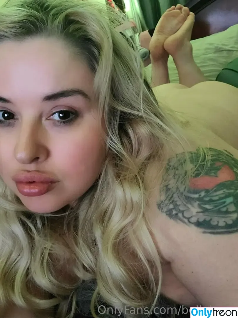 bellabelly nude photo #0003 (bellabelly)