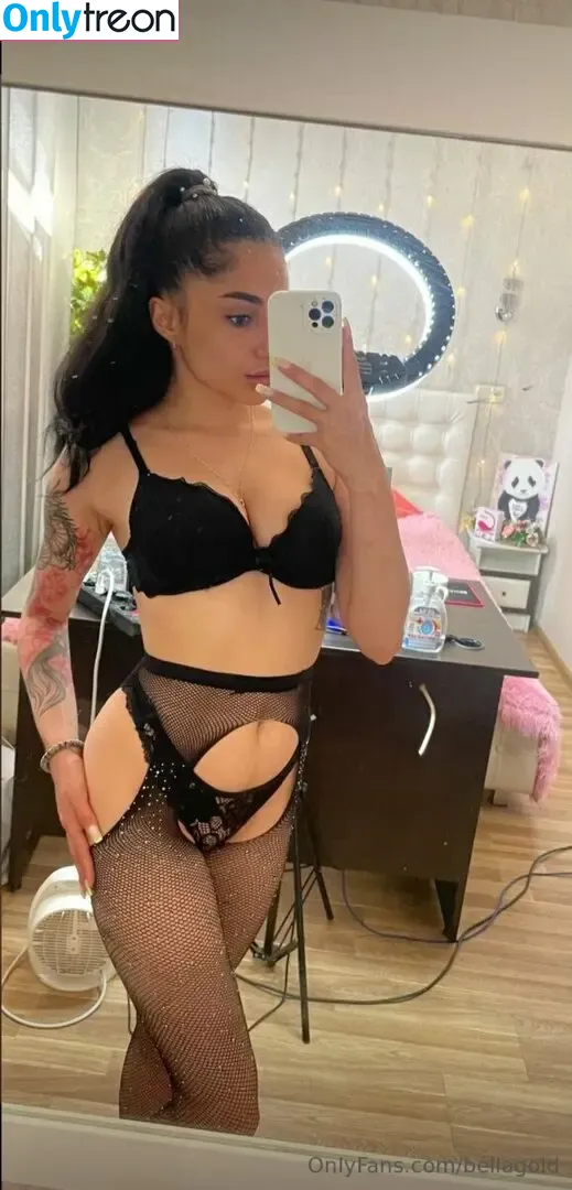 bellacakexx nude photo #0173 (bellapaigexx)
