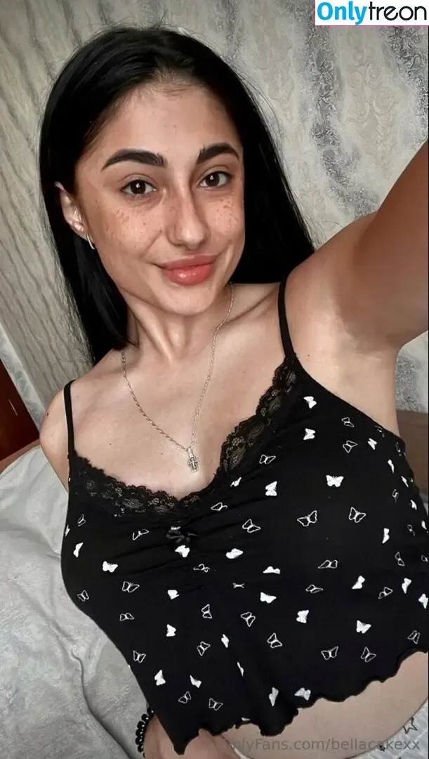 bellacakexx nude photo #0187 (bellapaigexx)