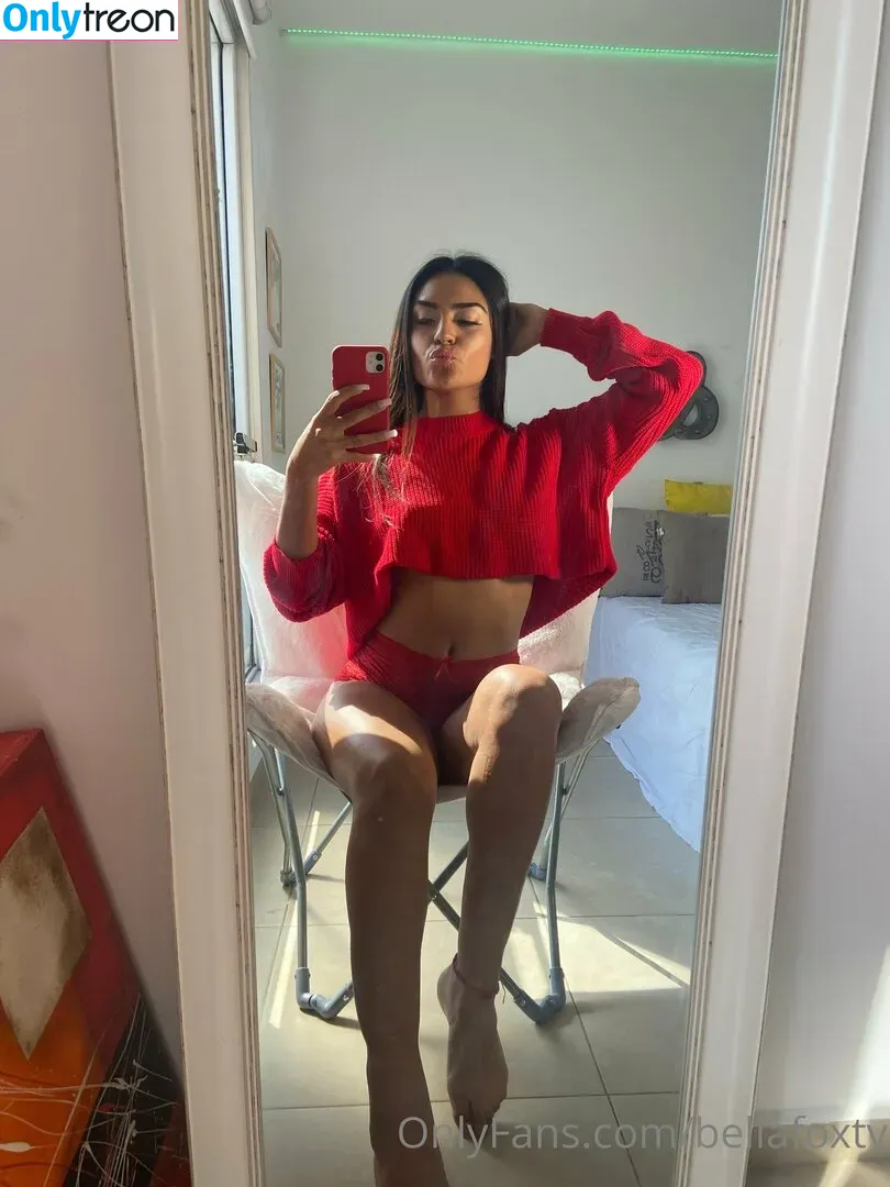 bellafoxtv nude photo #0123 (bellafox.tv)