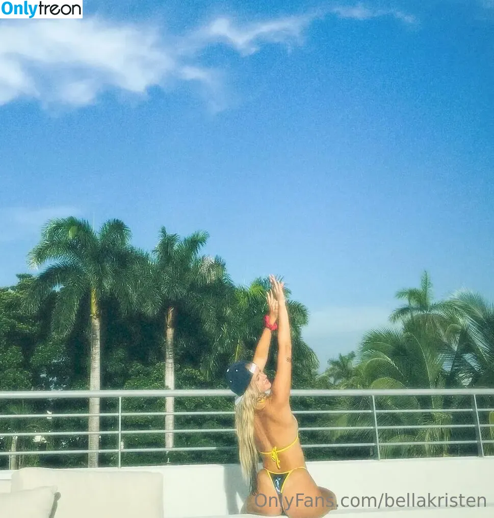 bellakristen nude photo #0015 (bellakristen)