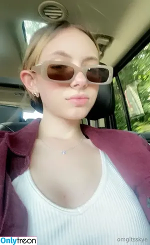 bellalovess / izzyybellaa nude photo #0018