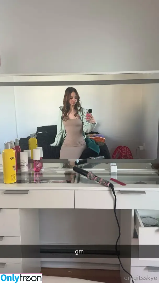bellalovess nude photo #0007 (izzyybellaa)