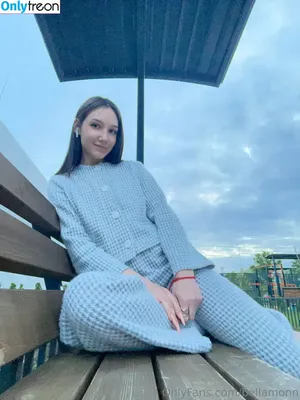 bellamonn / bellamoon_official nude photo #0062
