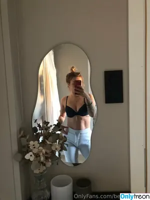 bellanorthfree / bellathorne nude photo #0006