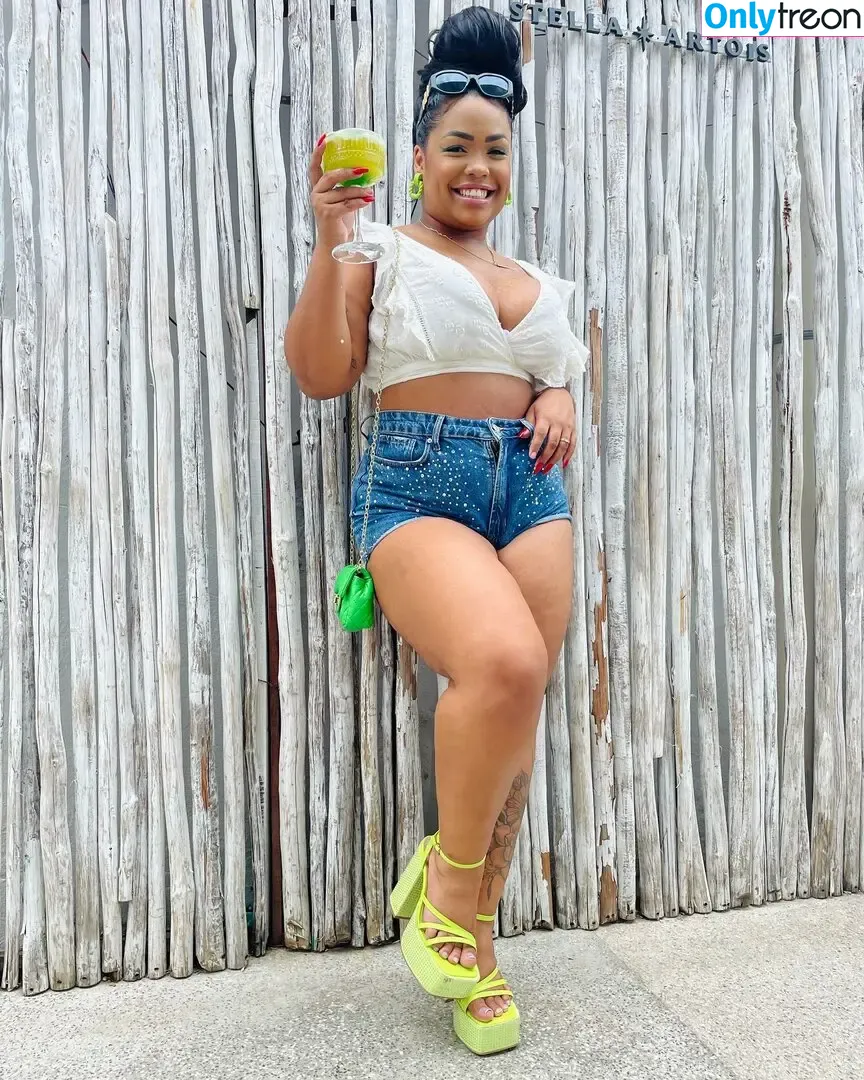 Belle Daltro nude photo #0002 (belledaltrocentral)