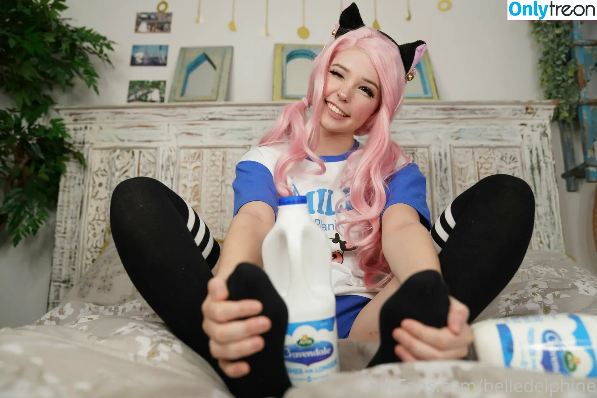 belledelphine nude photo #0448 (belle.delphine)