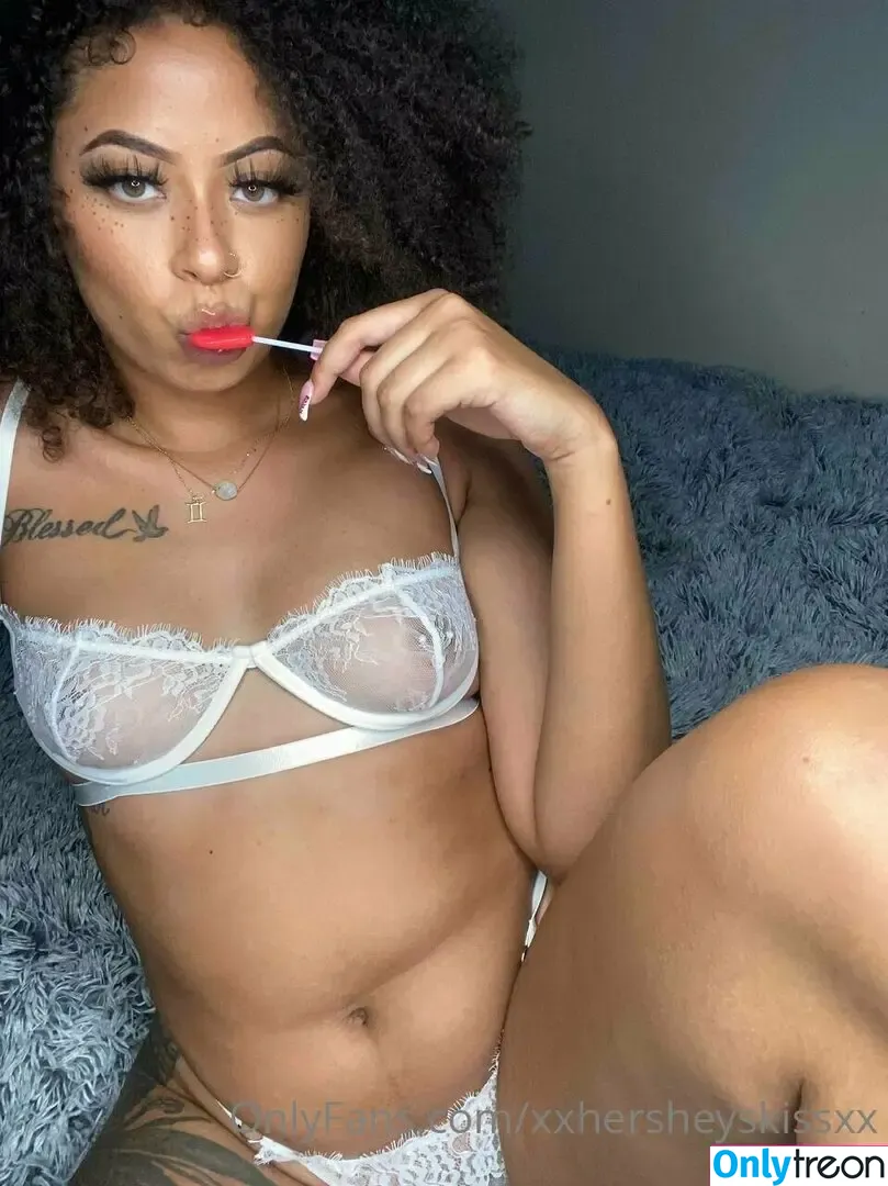 bellevvip nude photo #0003 (bellevvip)
