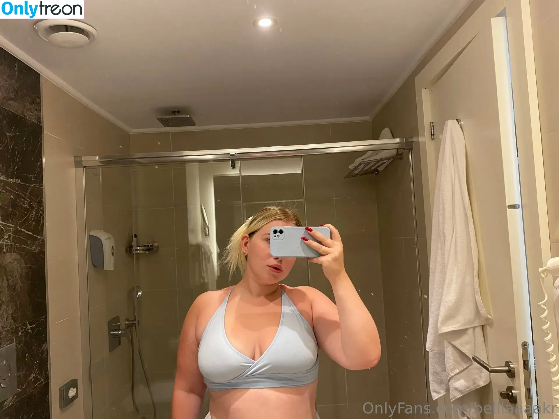 belllaaaakr nude photo #0023 (belllllaaa)