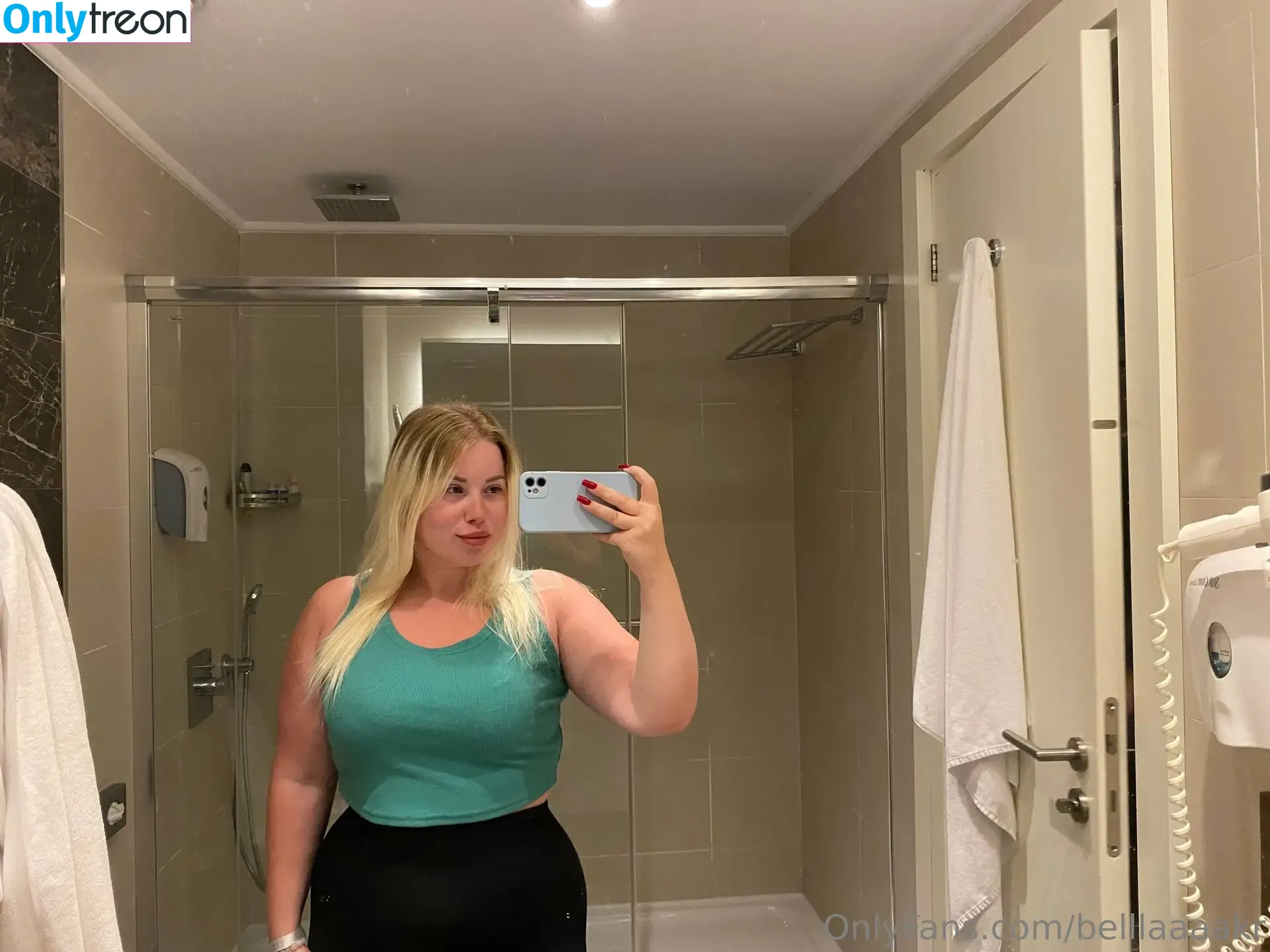belllaaaakr nude photo #0027 (belllllaaa)