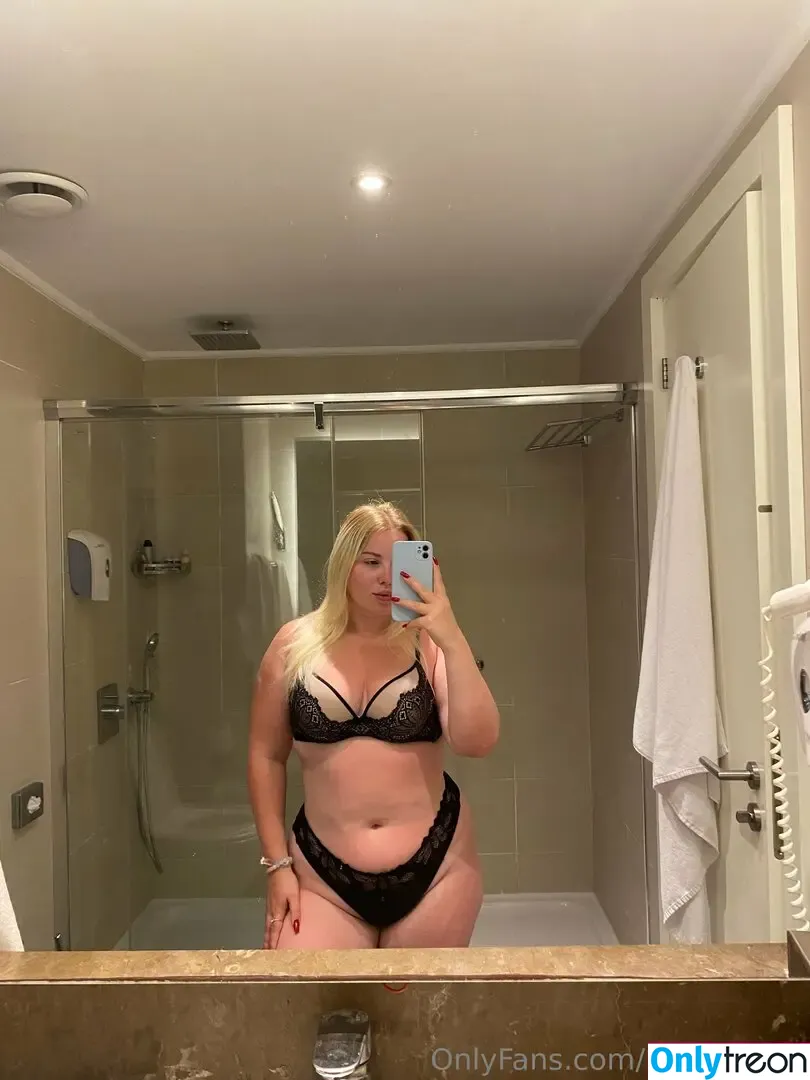 belllaaaakr nude photo #0028 (belllllaaa)