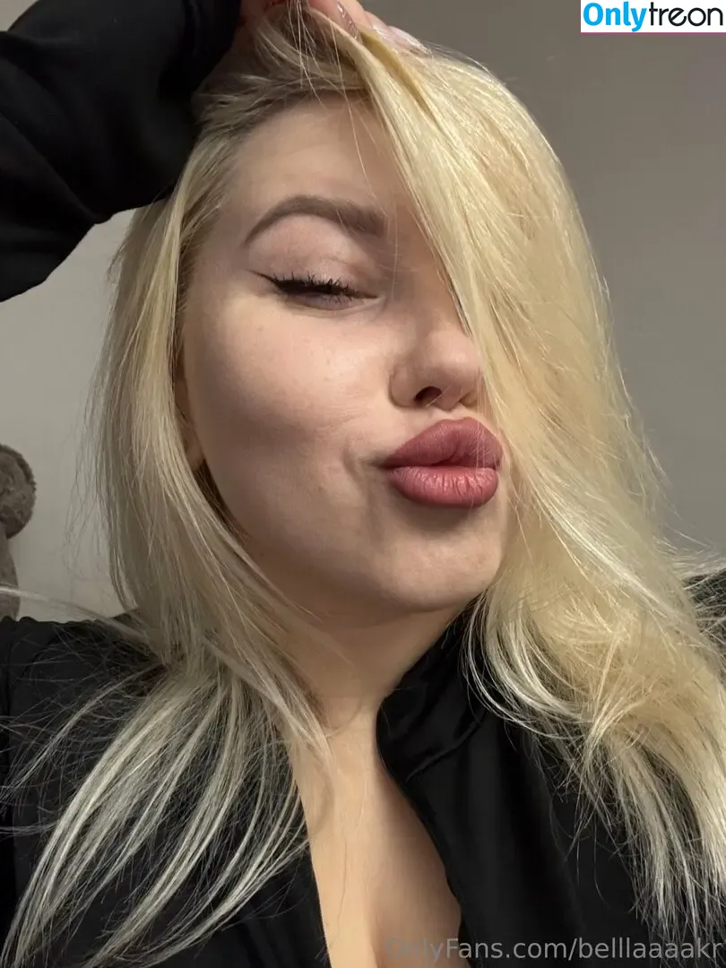 belllaaaakr nude photo #0032 (belllllaaa)