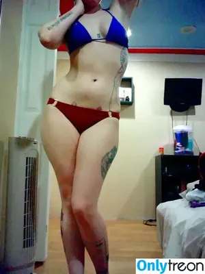 beltinbacon / brendinfallon / smolbacons nude photo #0022
