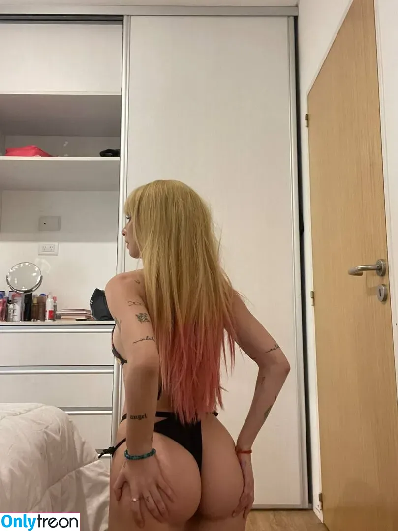 Belula nude photo #0026 (bgiulietti)