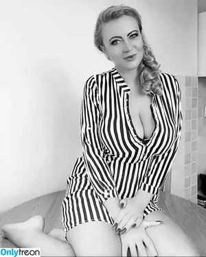 Berina Fati / faticberina / mailen21 nude photo #0025