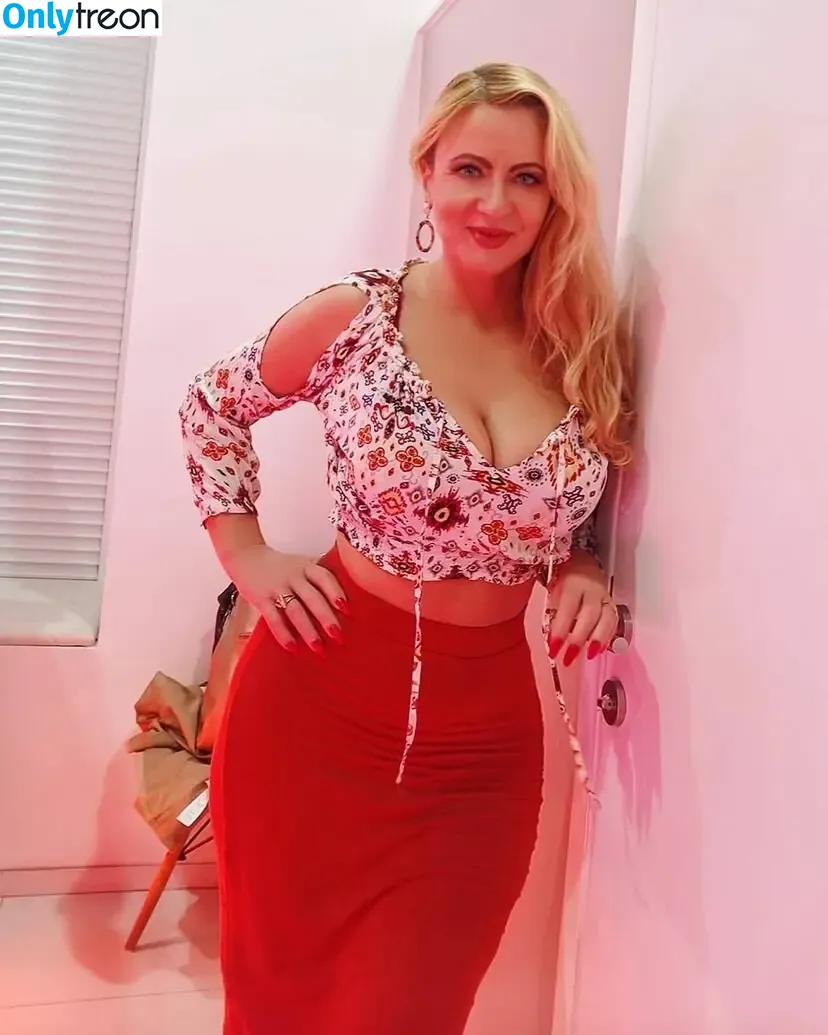 Berina Fati nude photo #0017 (faticberina / mailen21)