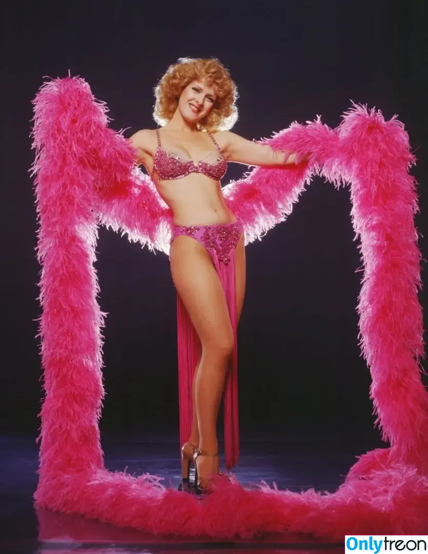 Bernadette Peters nude photo #0001 (Bernadette Peters)