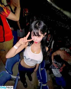Berry / berry_is_blooming nude photo #0828