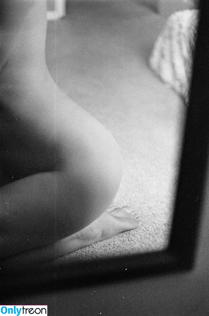 Berta Andrea Snædal nude photo #0183 (bandreas4 / bertaandreasnaedal)