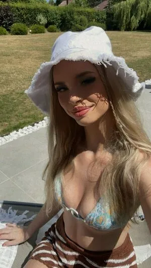 Berticuss / Britnyellen nude photo #0026