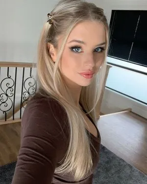 Berticuss / Britnyellen nude photo #0094