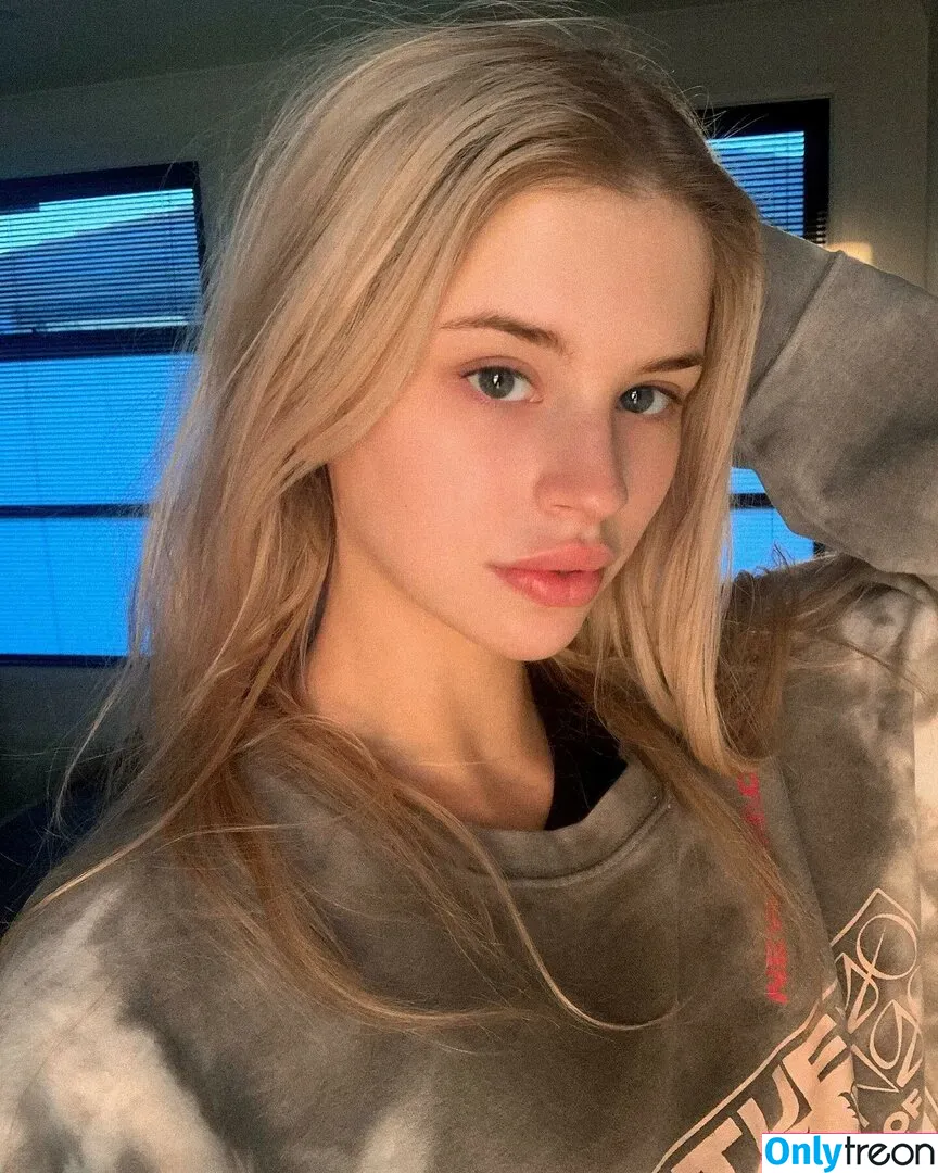 Berticuss nude photo #0039 (Britnyellen)